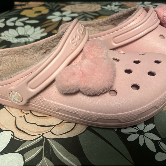 Pink Disney Mickey Mouse crocs - Picture 2 of 5